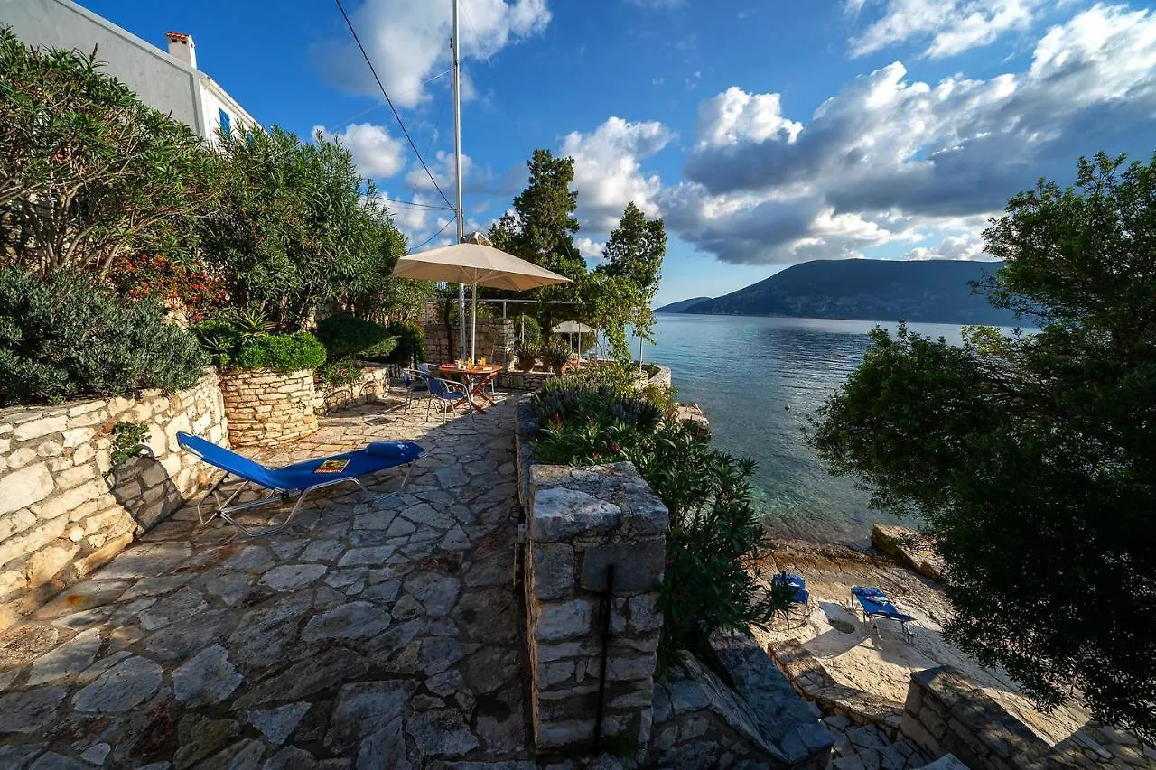 Kefalonia Original Villas - Villa Alexander Beachfront Fiskardo