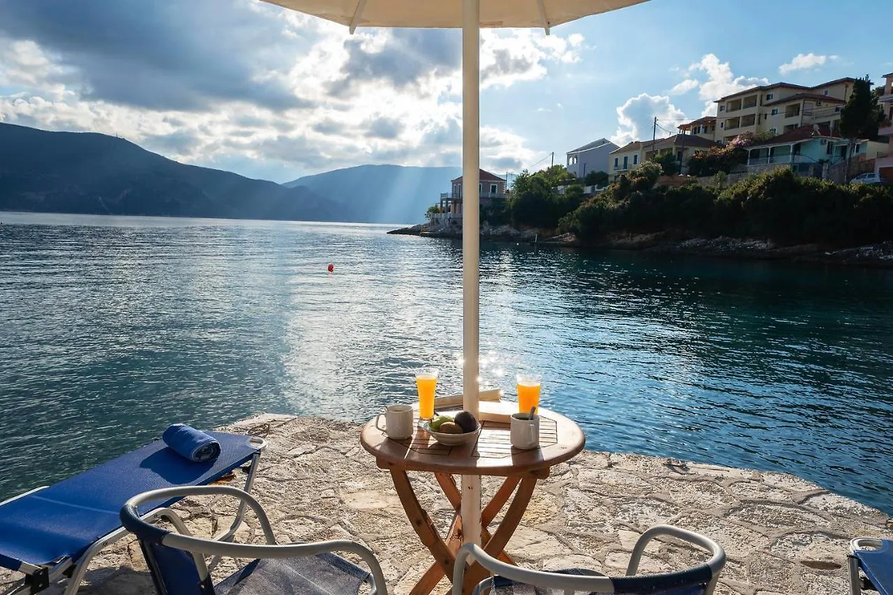 Kefalonia Original Villas - Villa Alexander Beachfront Fiskardo